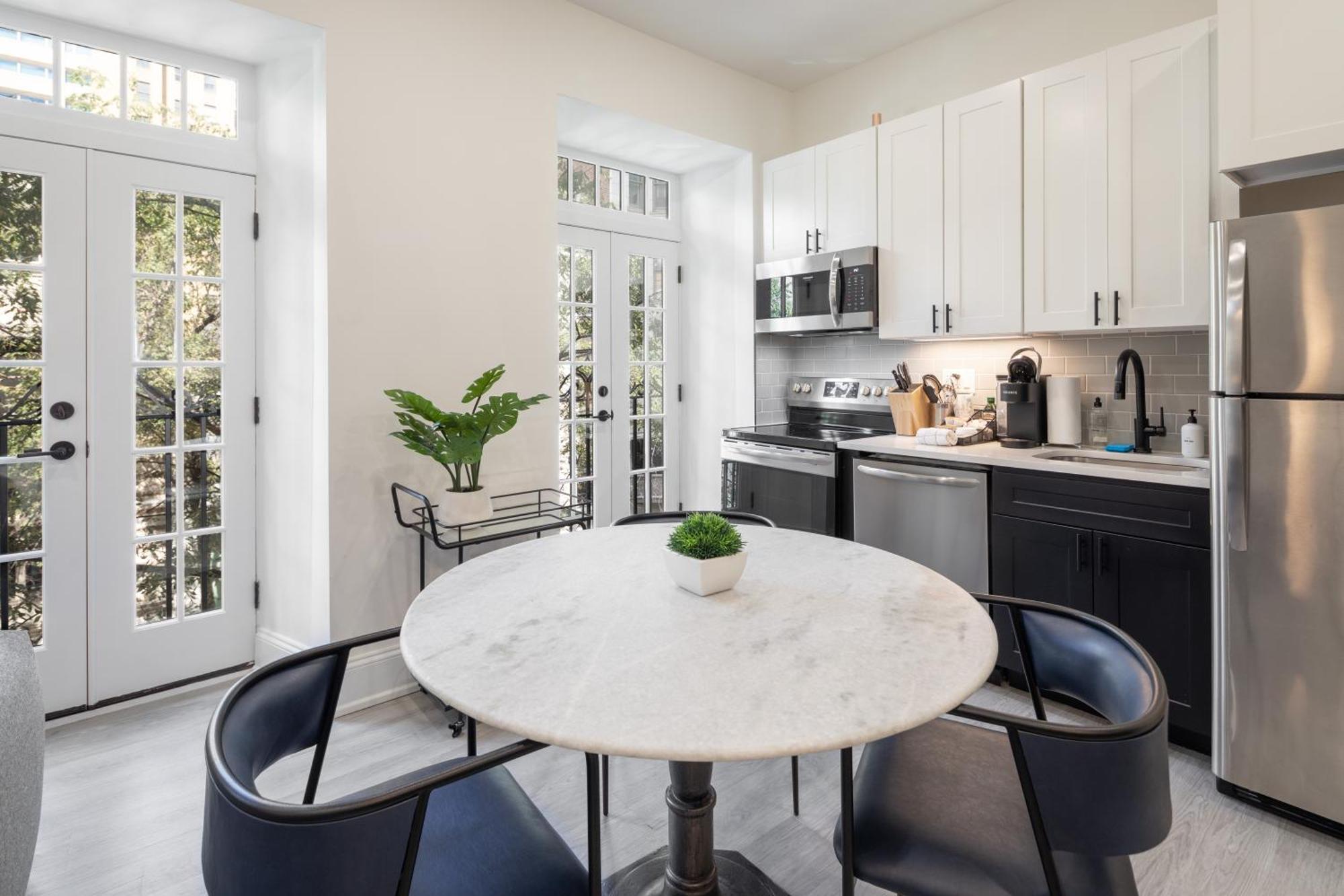Sosuite At French Quarters - Rittenhouse Square Φιλαδέλφεια Εξωτερικό φωτογραφία
